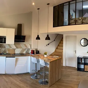 Appartement Spacieux Duplex, Vue Et Belle Terrasse Hyères